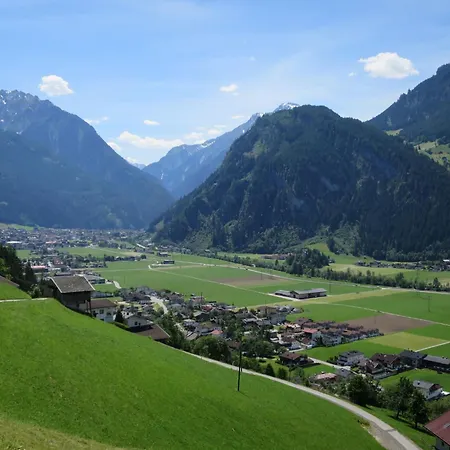 Kroell Beim Geislerhof By Interhome *