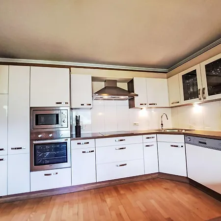 Apartamento Kroell Beim Geislerhof By Interhome